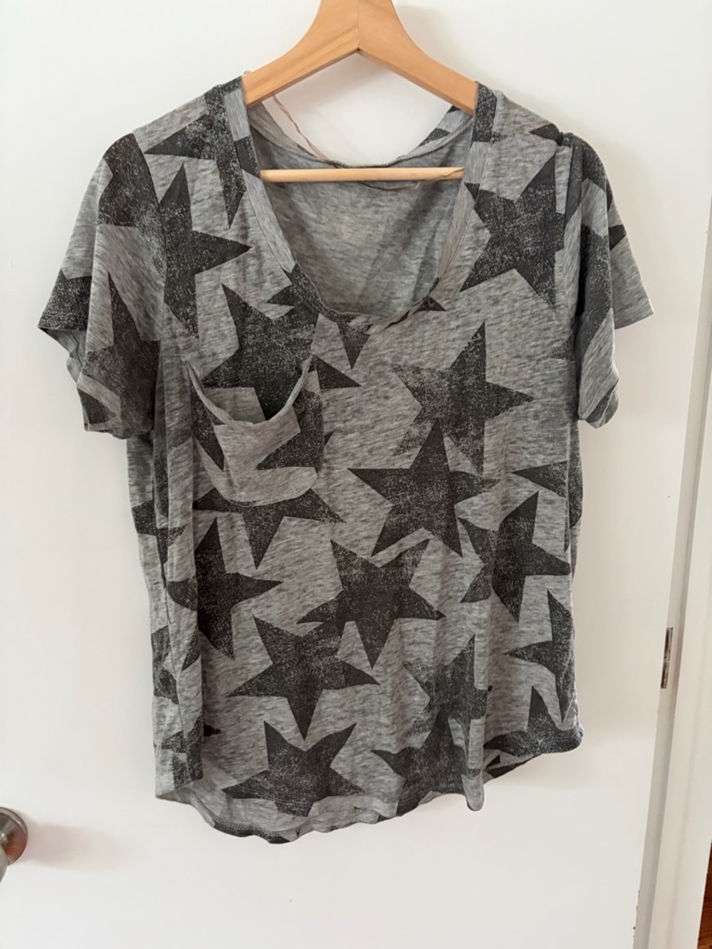 Gray Star-Print V-Neck Women's Tee
